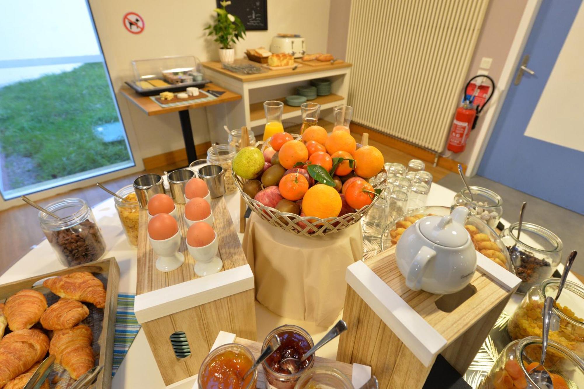 La Villa Des Golf.E.S Theix Екстериор снимка
